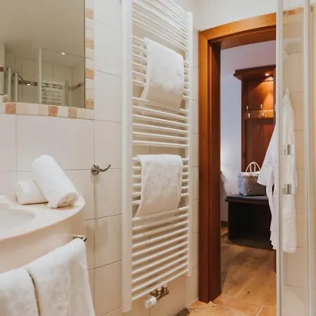 Ortner's باد فسينغ