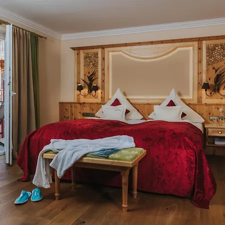 Ortner's Hotell 5*